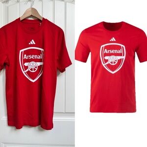 NWT Adidas Red Arsenal Regular Fit T-Shirt. Size S